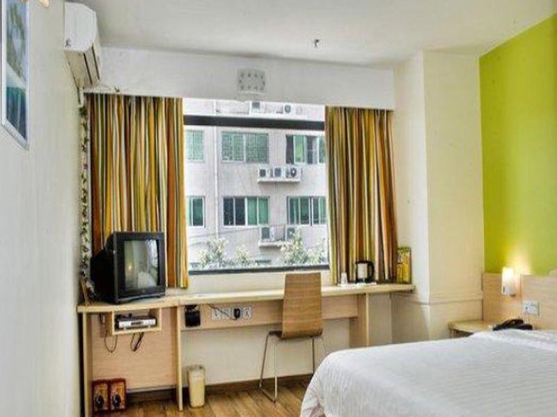 7 Days Inn Fuzhou Gandong Avenue Passenger Station Buitenkant foto